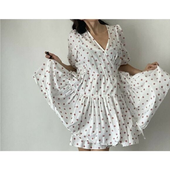 J. CREW White Polka Dot Red V-Neck Puff
Sleeve Poplin Wrap Mini Dress - Picture 6 of 16